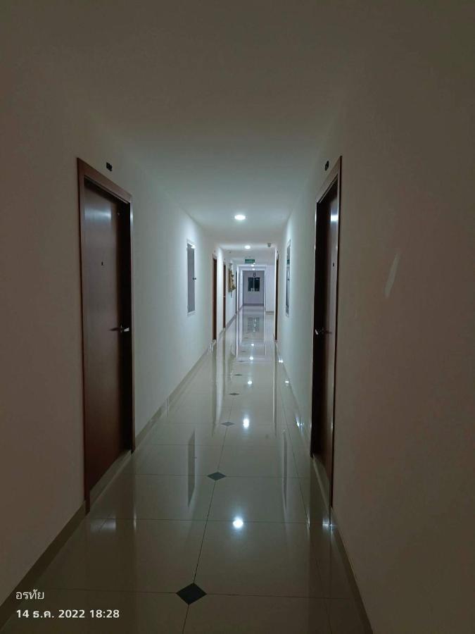 Trio Gems Condo, Pattaya Thailand Praia de Jomtien Exterior foto